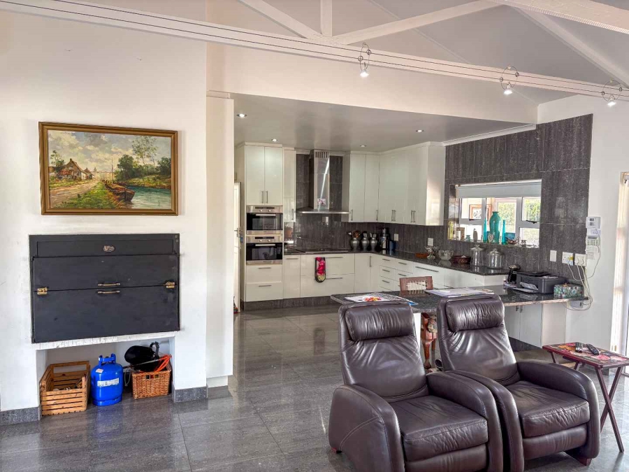 3 Bedroom Property for Sale in Stilbaai Wes Western Cape